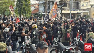 Situasi Kondusif, Ribuan Anggota PSHT di Surabaya Akhirnya Membubarkan Diri