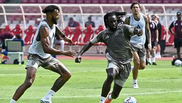 Jelang Laga Kontra Indonesia All Stars, Skuad Aston Villa Geber Latihan di GBK