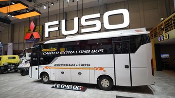 Mitsubishi Fuso Luncurkan Canter Extra Long Bus, Perkuat Dominasi di Segmen Komersial