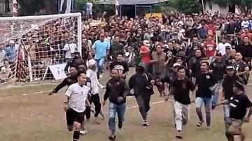Kericuhan Sepak Bola Tarkam di Purbalingga: Wasit Dikeroyok Suporter hingga Masuk Rumah Sakit