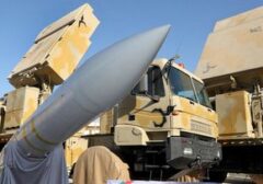 Iran Ancam Sasar Fasilitas Minyak Sekutu AS Jika Washington Kembali Menyerang