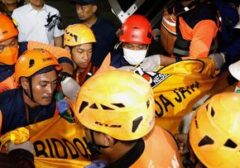 Tragedi Kebakaran KMP Mutiara Sentosa 2 di Sumenep: 5 Orang Tewas, Puluhan Penumpang Hilang