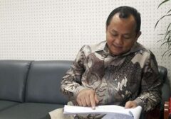 Sekjen Golkar Klarifikasi Status Anom Widiyantoro Pasca Penangkapan KPK