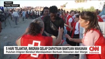 Sempat Terlantar 5 Hari, Imigran Gelap di Pantai Ceuta Akhirnya Terima Bantuan Makanan