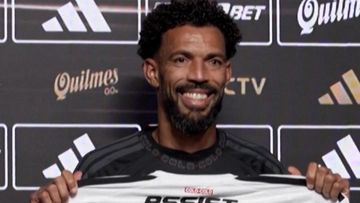 Vozinha Resmi Berlabuh ke Colo-Colo, Kiper Terbaik Piala Dunia 2026 Siap Tantang Liga Chile