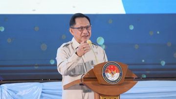 Tito Karnavian Sebut 79 Pemda Krisis Anggaran untuk Gaji Pegawai, Butuh Rp3,7 Triliun