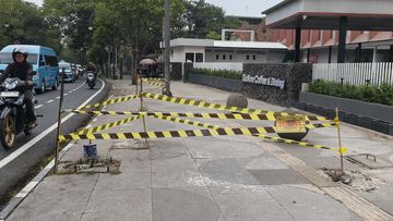Penebangan Pohon di Depan Videotron Padel Bandung Diselidiki, Diduga Libatkan Oknum ASN