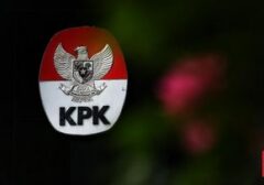 Setahun Kasus Korupsi CSR BI dan OJK, KPK Belum Tahan Dua Anggota DPR Tersangka