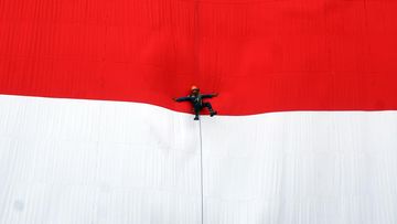 Semarak HUT RI ke-81: Bendera Merah Putih Raksasa Mulai Hiasi Penjuru Negeri