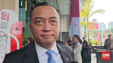 Presiden Prabowo Bakal Bentuk Tim Khusus untuk Tingkatkan Kualitas Buku Sekolah
